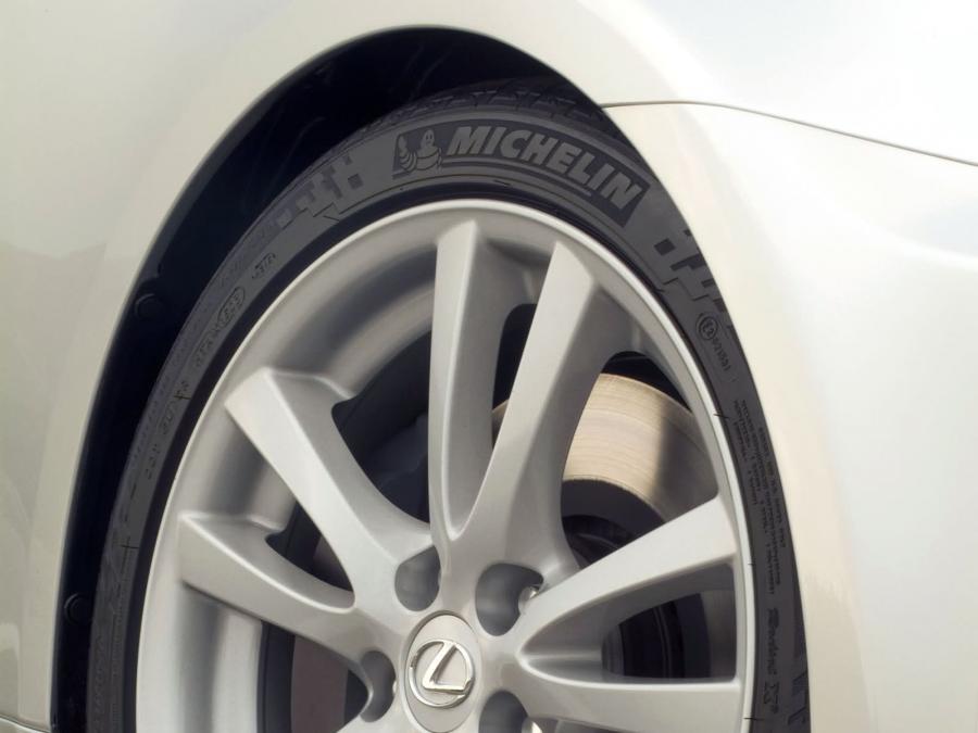  Lexus IS350 2005 года  (фото 34 из 82)